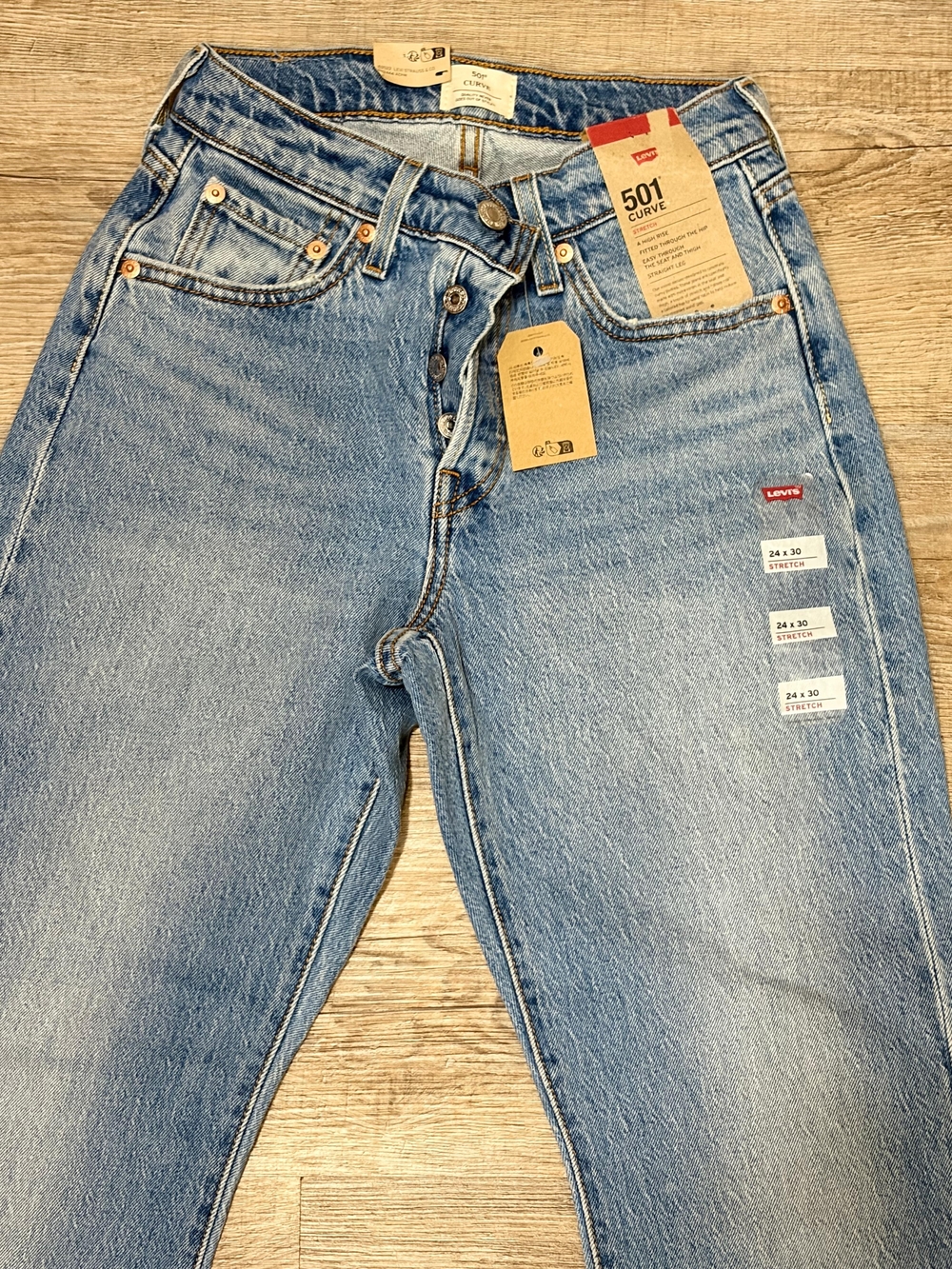 Levi's Women's Straight Jeans in Light Blue Denim